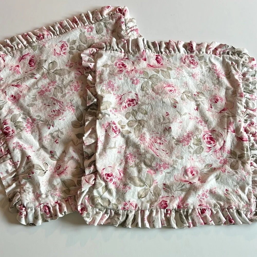 Simply Shabby Chic Pink and Cream Floral Fabric